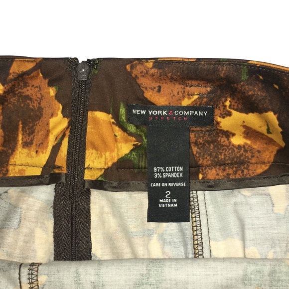 New York & Company Abtract Floral Brown Yellow Stretch Pencil Skirt - Women’s 2 - Picture 9 of 12